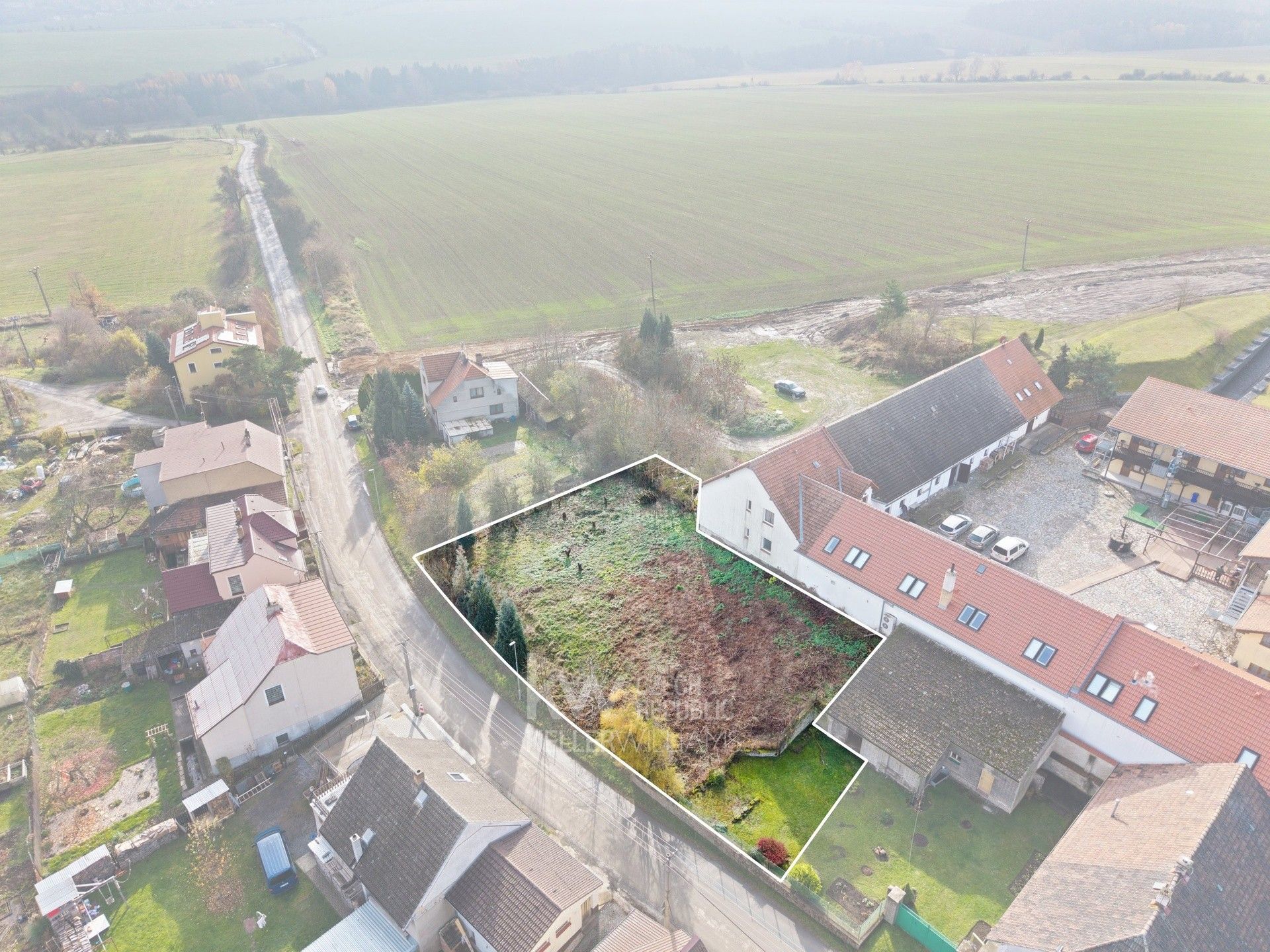 Prodej pozemek pro bydlení - Lhota