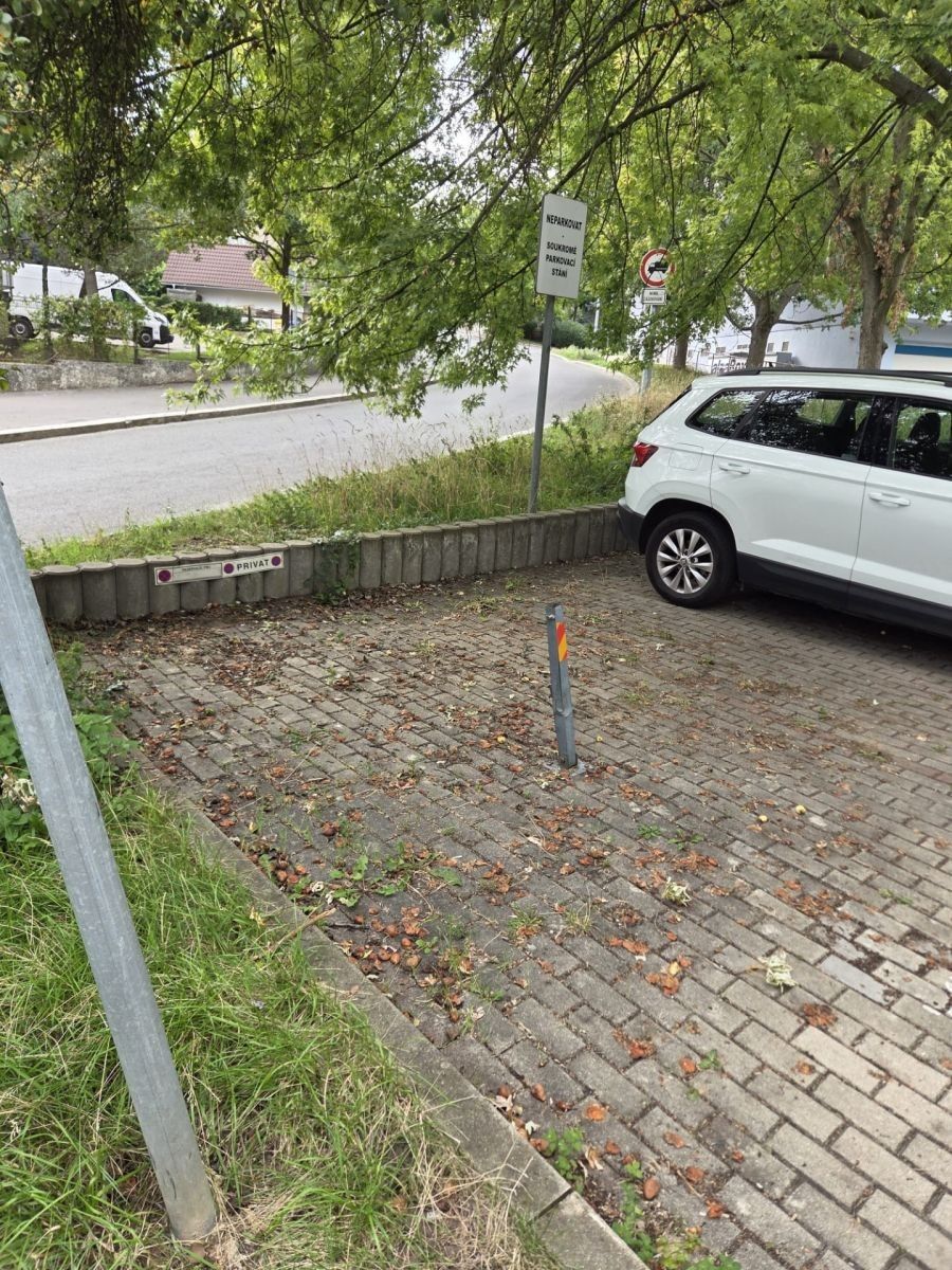 Garáž, 18 m²