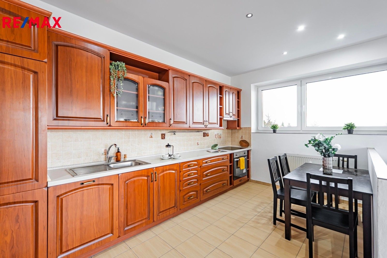 Prodej byt 2+kk - Sluneční, Jesenice, 58 m²