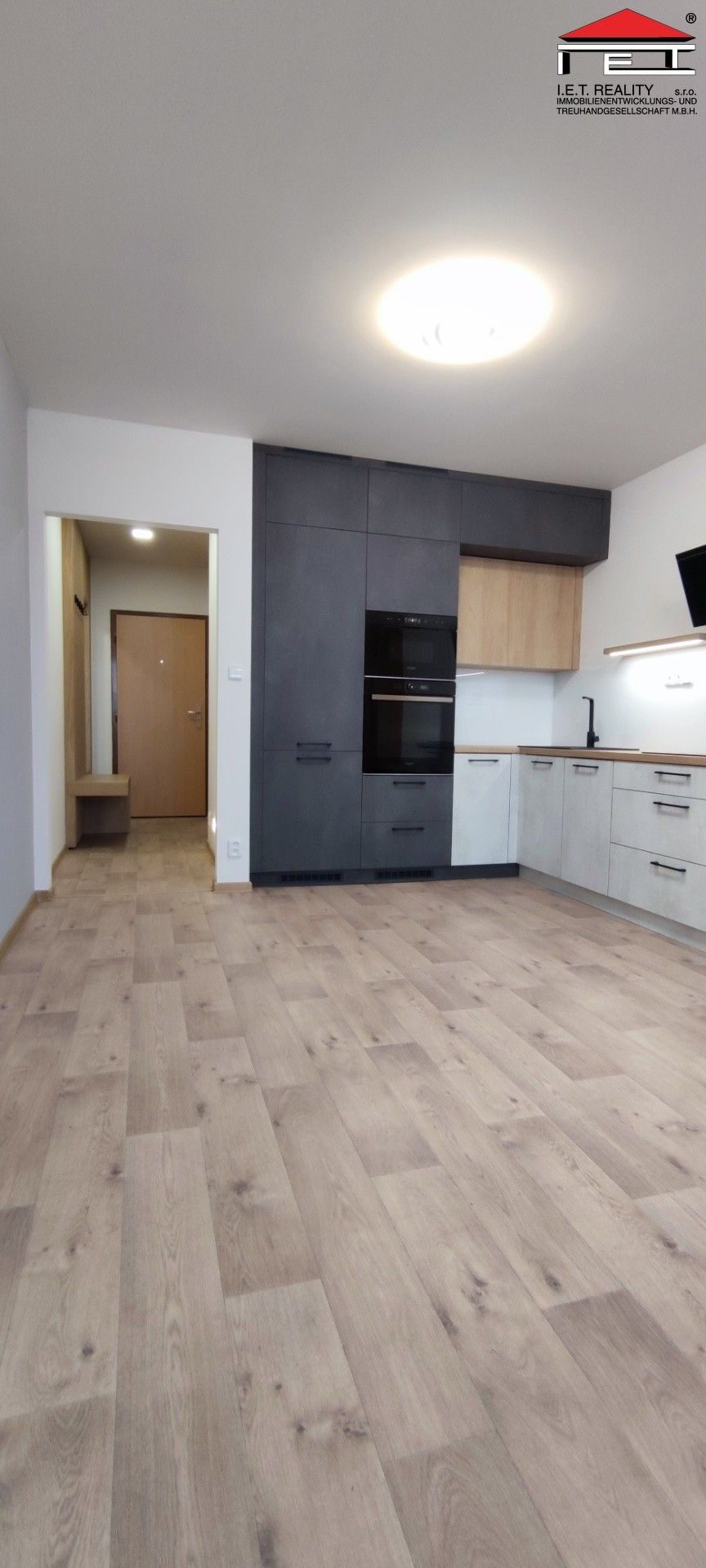 1+1, Maxima Gorkého, Frýdek-Místek, 42 m² - 2