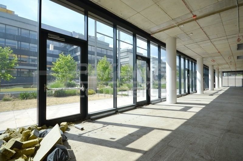 Pronájem kancelář - Siemensova, Praha, 1 115 m²