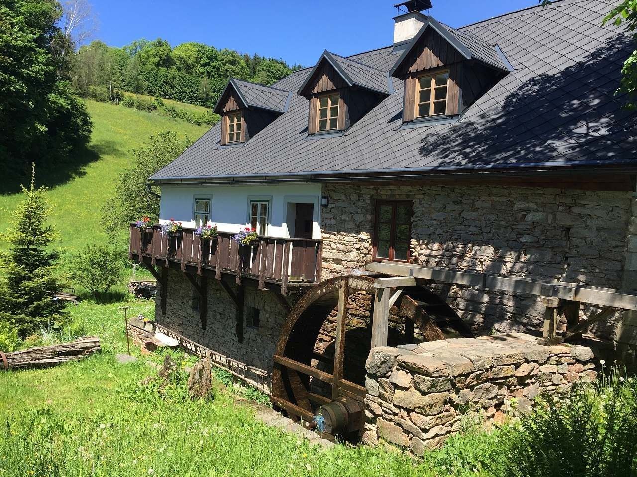 Chaty, České Petrovice, Pardubický kraj - 1