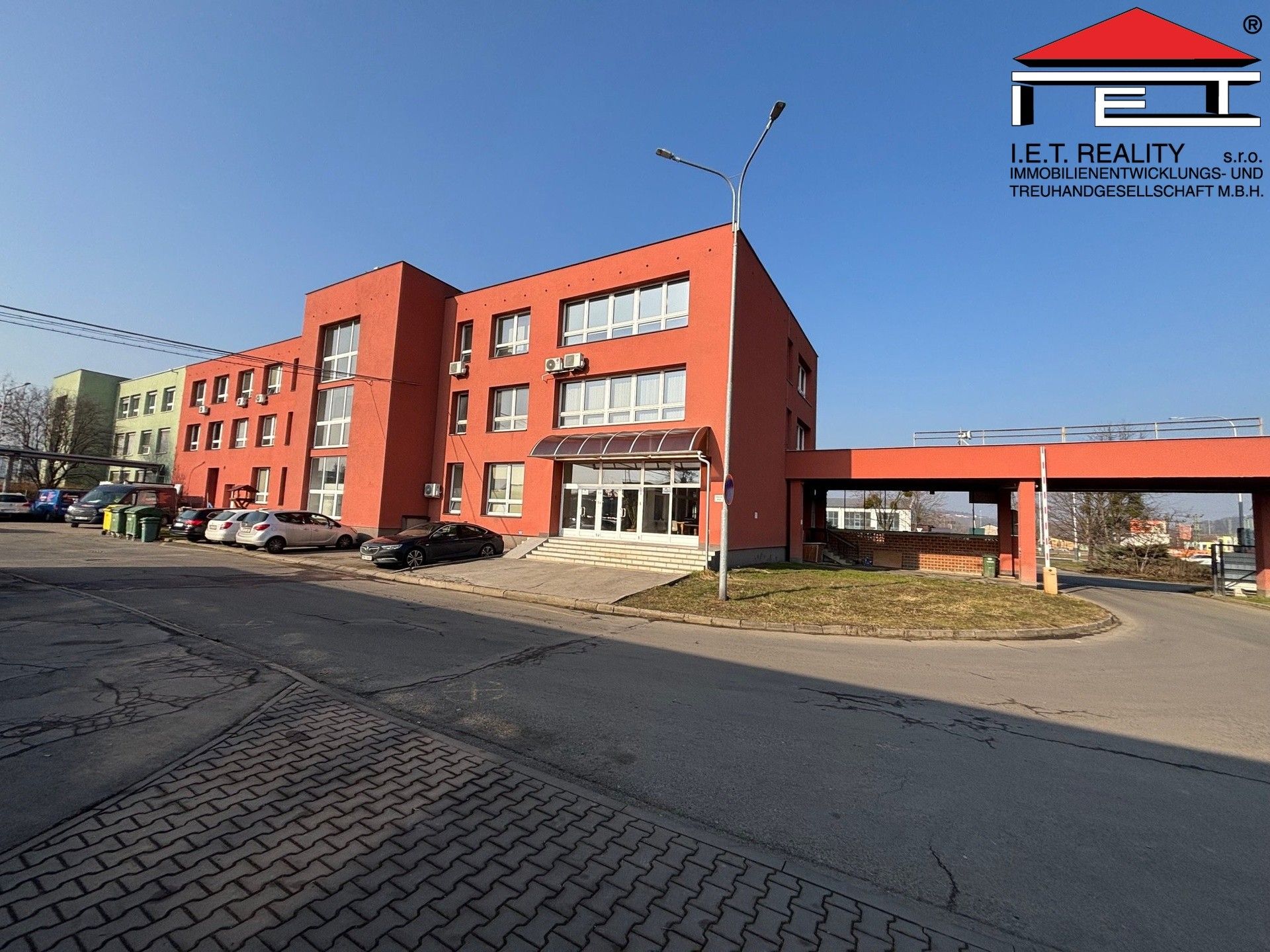 Sklady, Slovenská, Ostrava, 482 m²