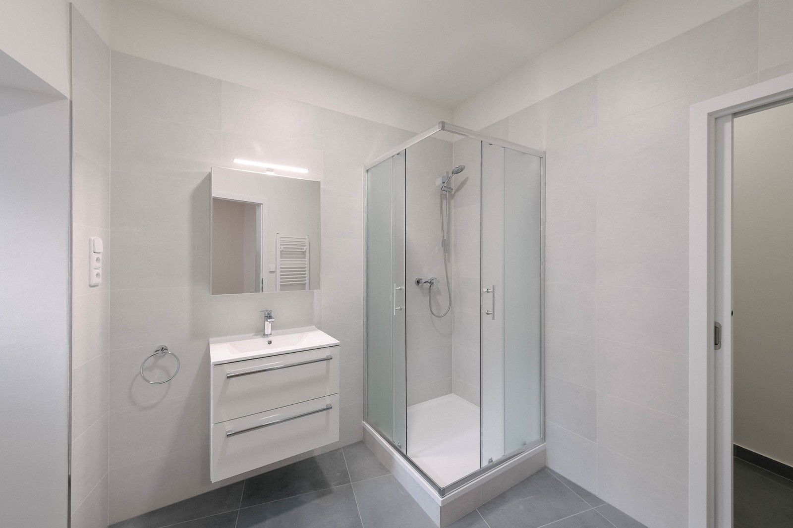 Pronájem byt 2+kk - Školská, Praha, 52 m²