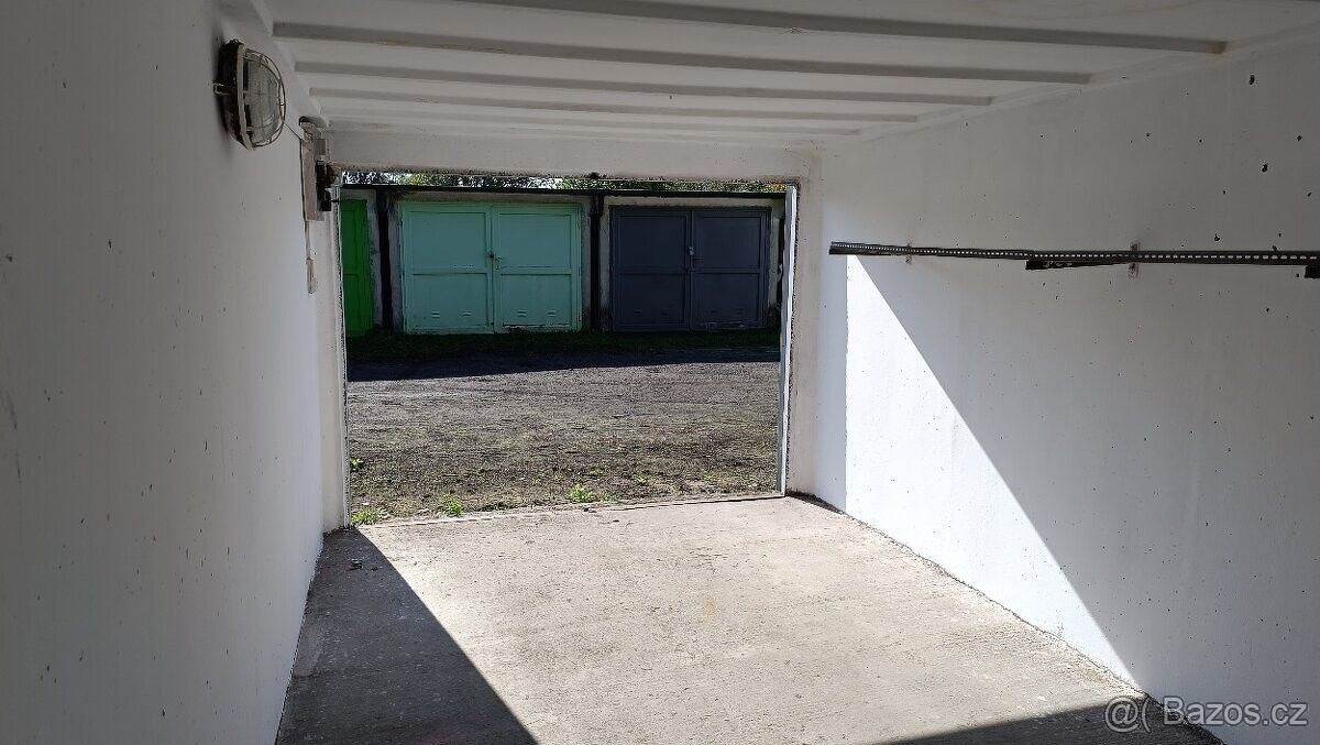 Garáže, Olomouc, 783 01