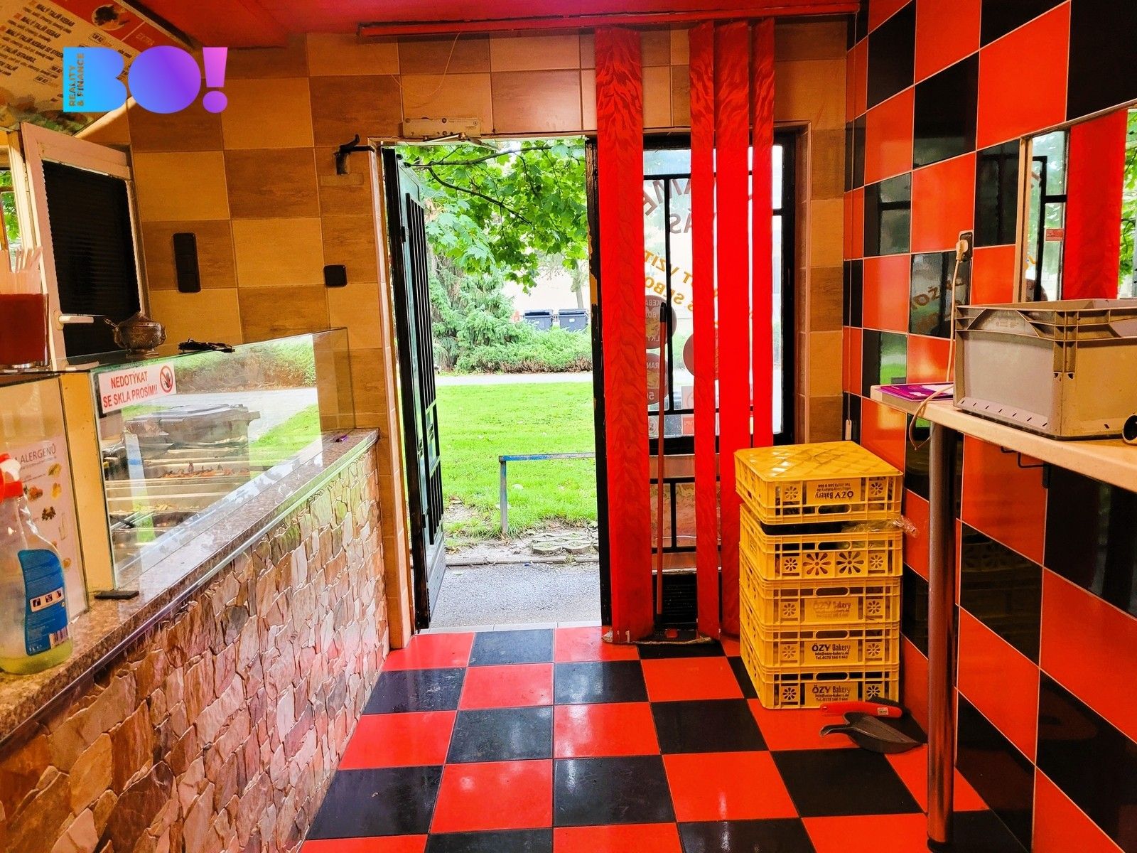 Prodej obchodní prostory - Osvobození, Orlová, 63 m²