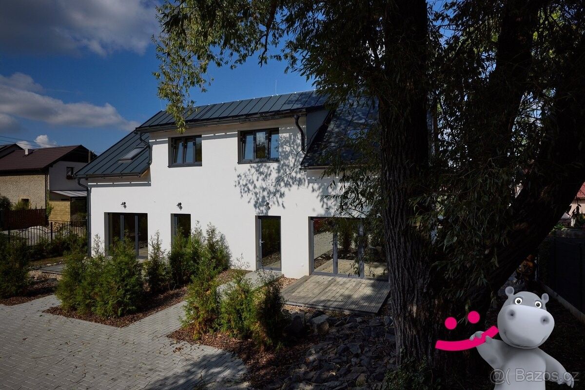 Rodinné domy, Strančice, 251 63