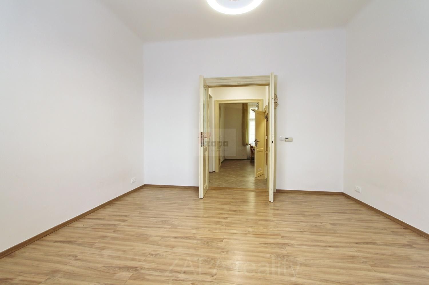 Pronájem kancelář - Opatovická, Praha, 44 m²
