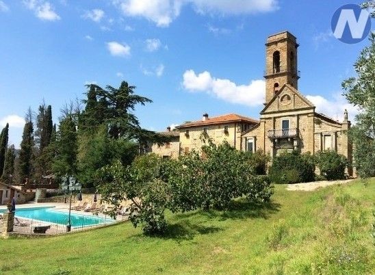 Rodinné domy, 987 66, Zahraničí