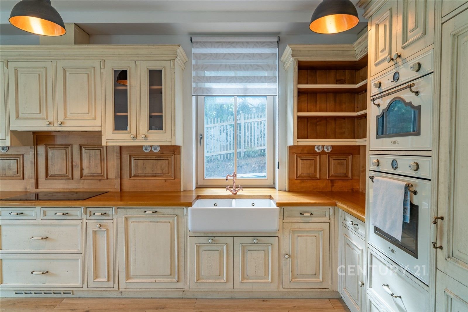Prodej rodinný dům - Svatý Jan 293, Únětice, 268 m² - 5