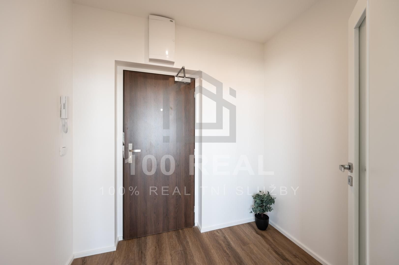 Pronájem byt 1+kk - Průmyslová 1200, Hradec Králové, 35 m² - 5