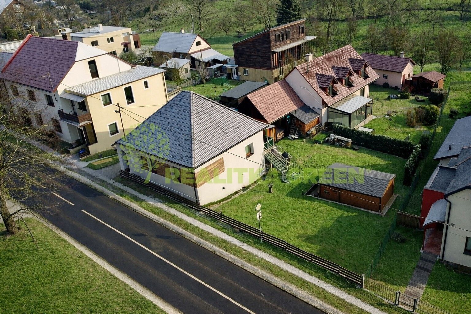 Rodinné domy, Hlavní, Hvozdná, 183 m²