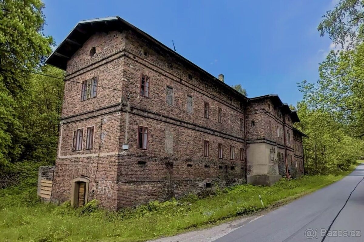 Rodinné domy, Žacléř, 542 01 - 1