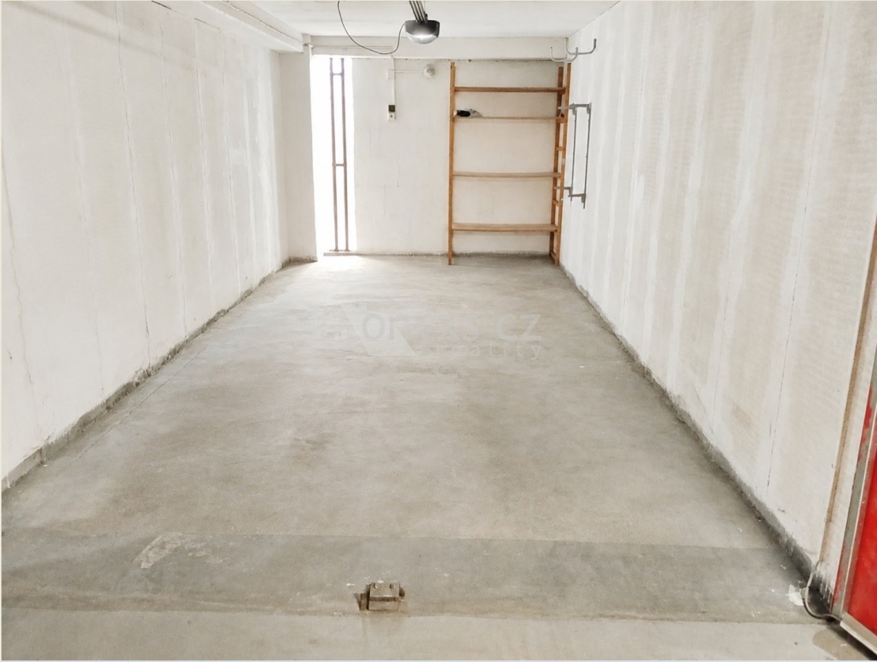 Garáž, 18 m²