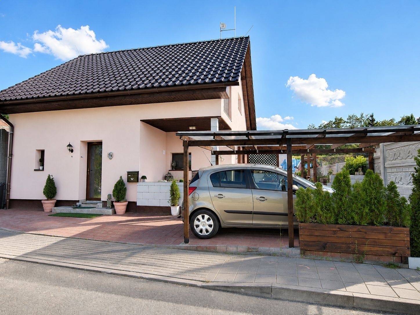Rodinné domy, Kadov, 90 m² - 1