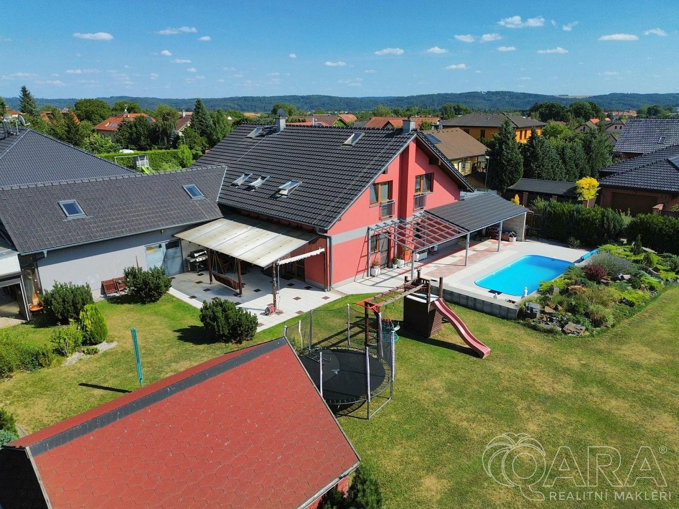 Rodinný dům · 373 m² · Libeř - Libeň, okres Praha-západ, Středočeský kraj - 3