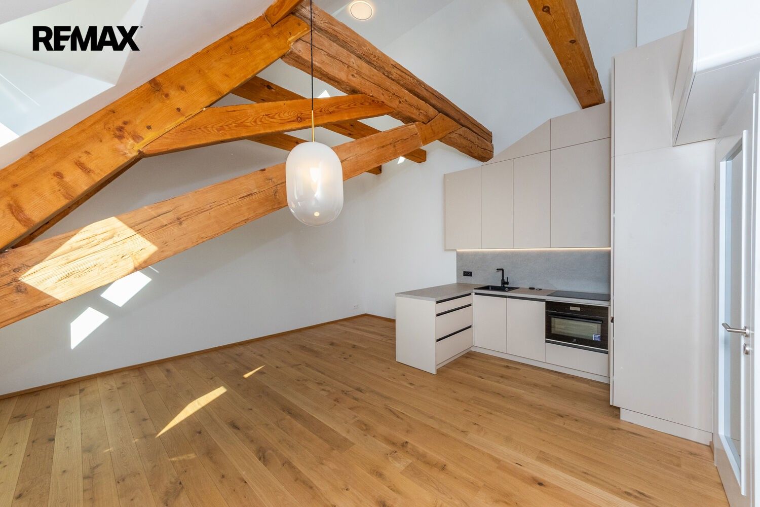 Byt 2+kk · 62 m² · Vrtbova 1678, Praha Nusle - 3