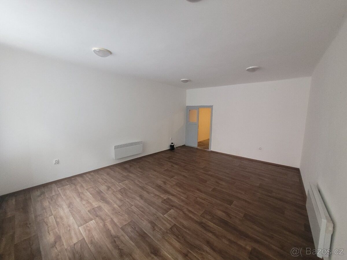 Obchodní prostory · Žatec, 438 01 - 3