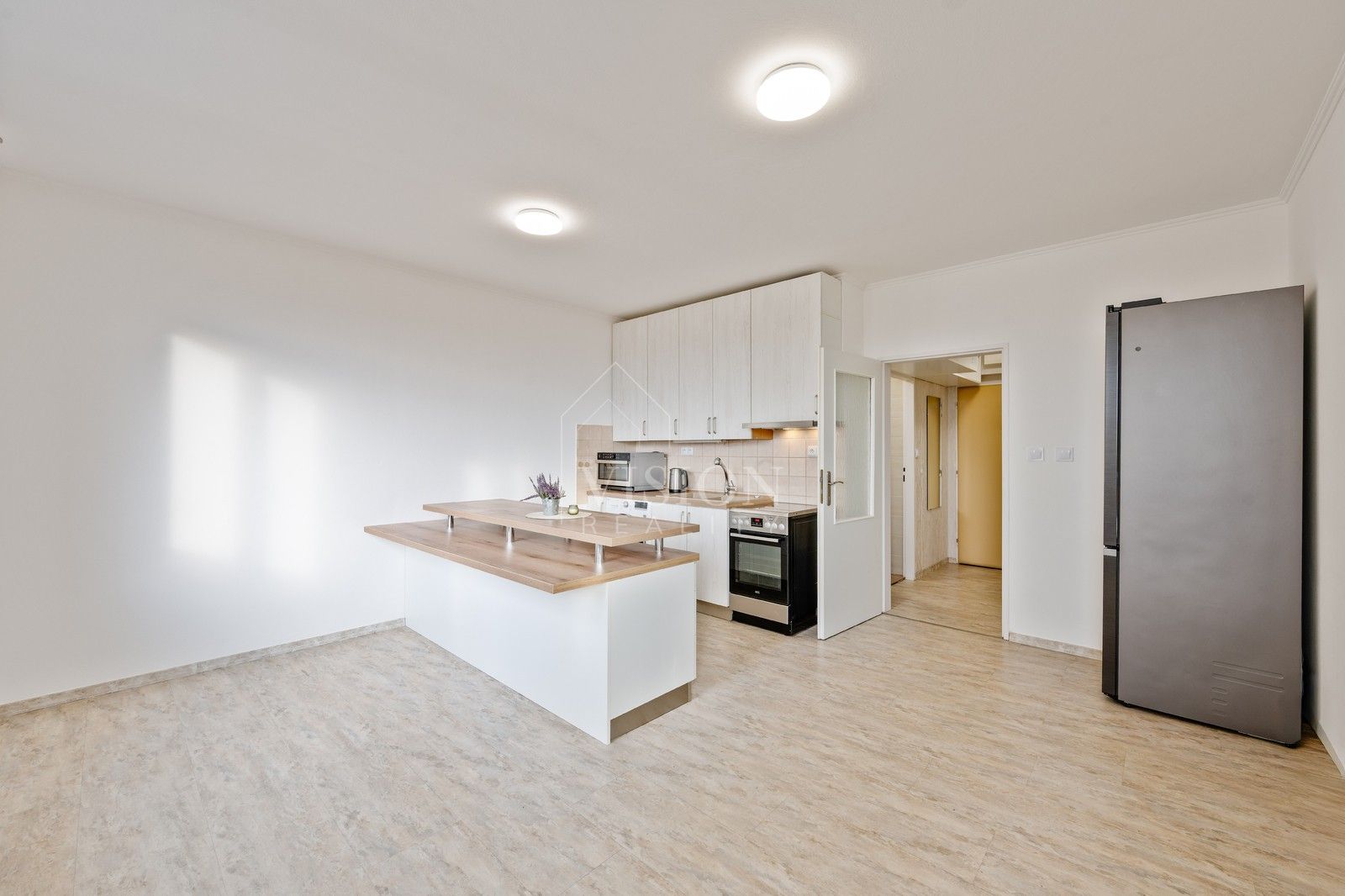 Prodej byt 2+kk - Hnězdenská, Praha, 43 m²