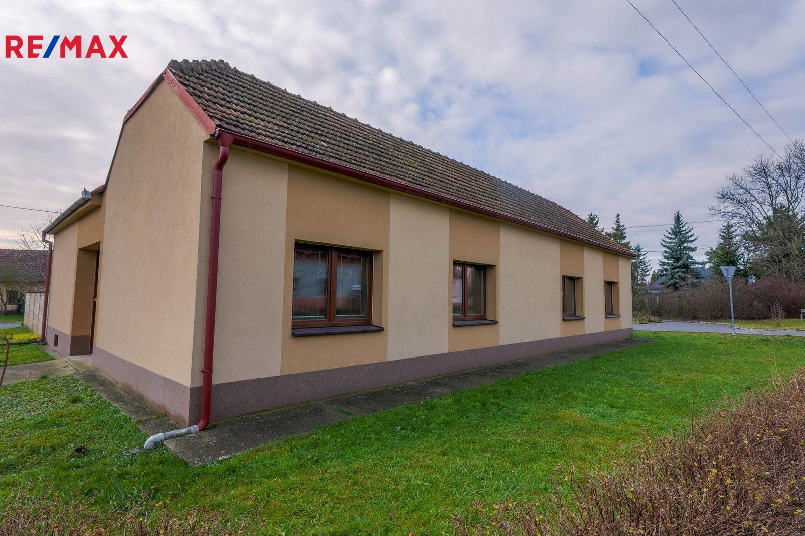 Rodinné domy, Louka, 210 m²