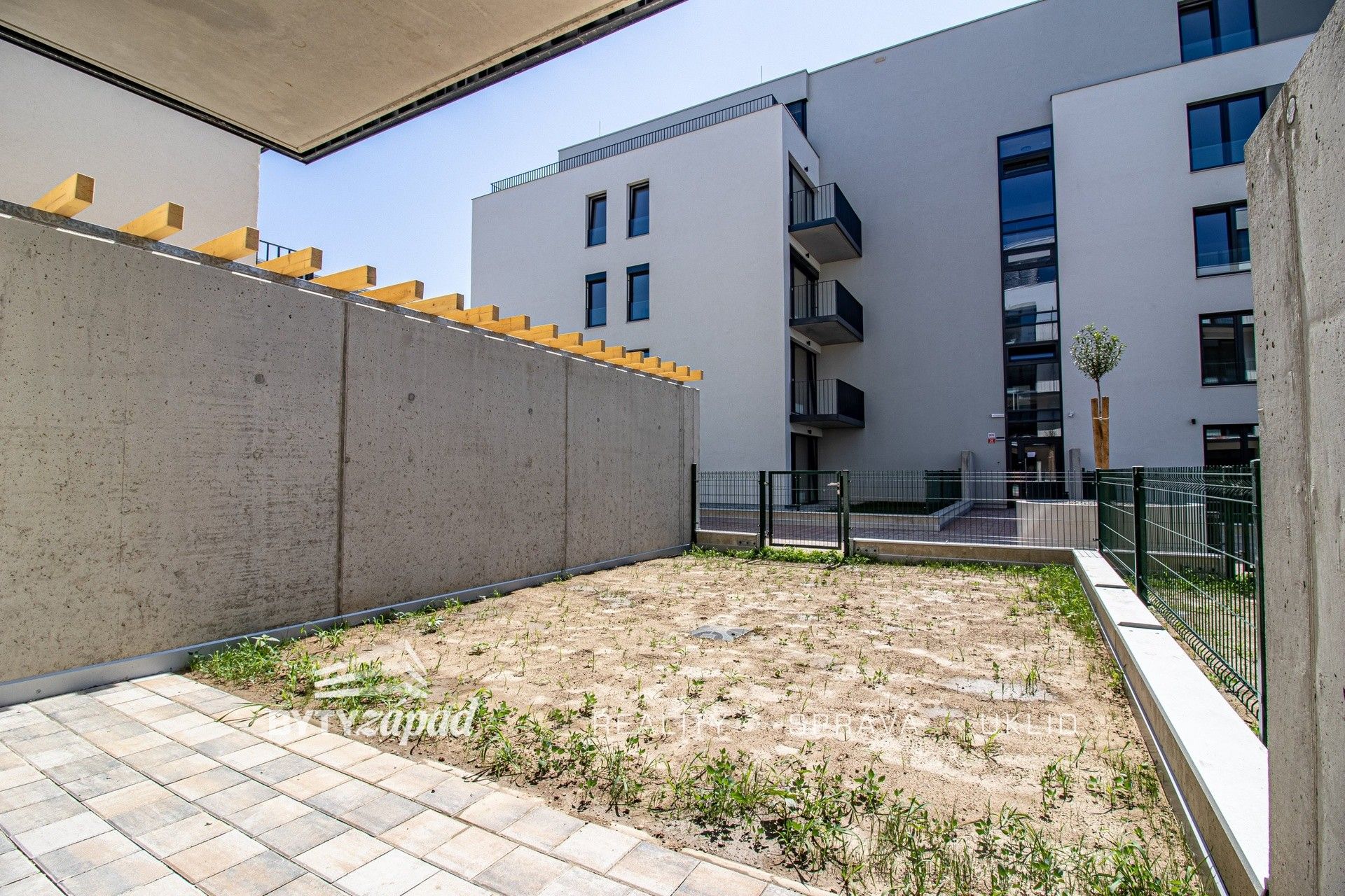 Pronájem byt 1+kk - Železná, Plzeň Jižní Předměstí, 37 m² - 5