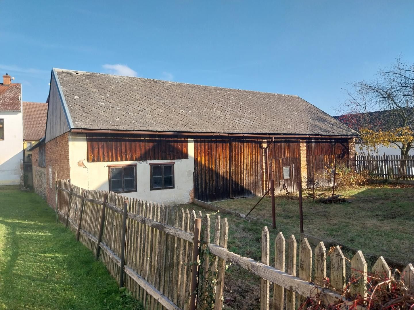 Rodinné domy, Dubné, 647 m²