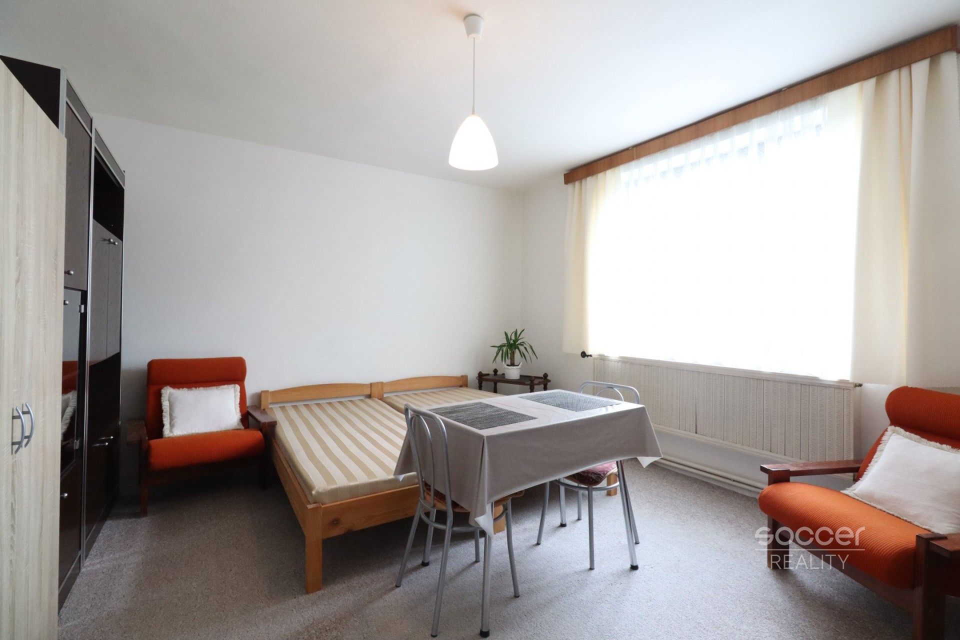 Byty, Danielova, Praha, 20 m²