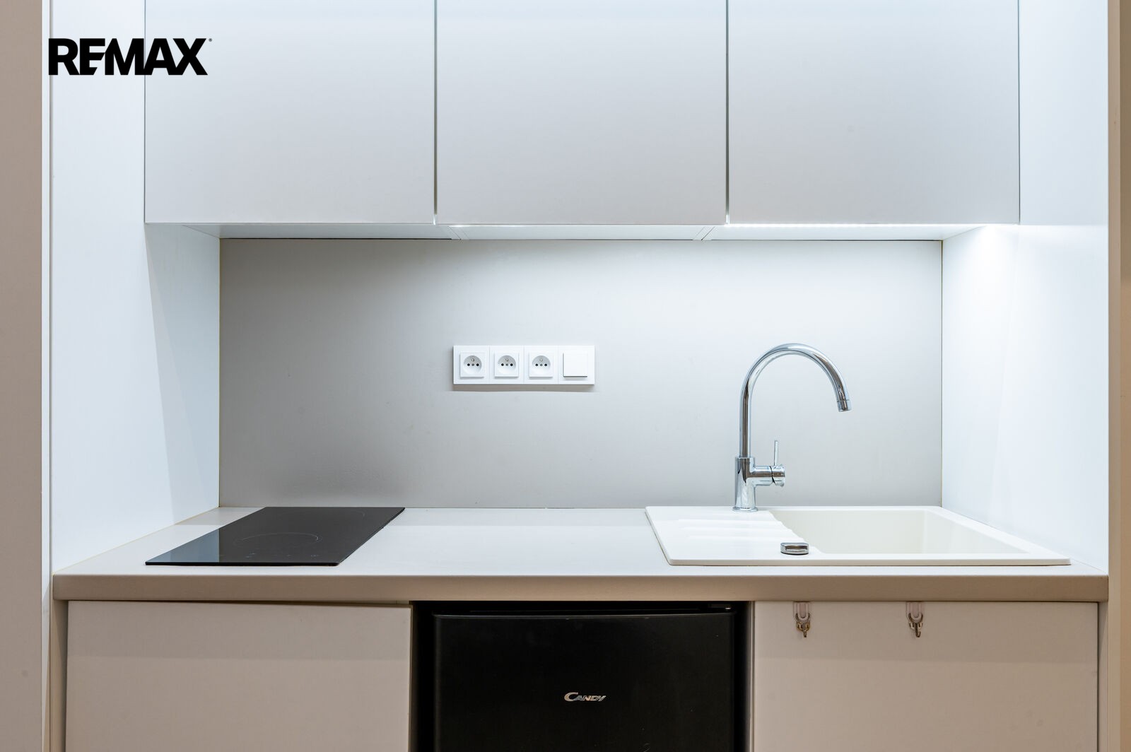 Obchodní prostory · 40 m² · Veletržní 405, Praha Holešovice - 4