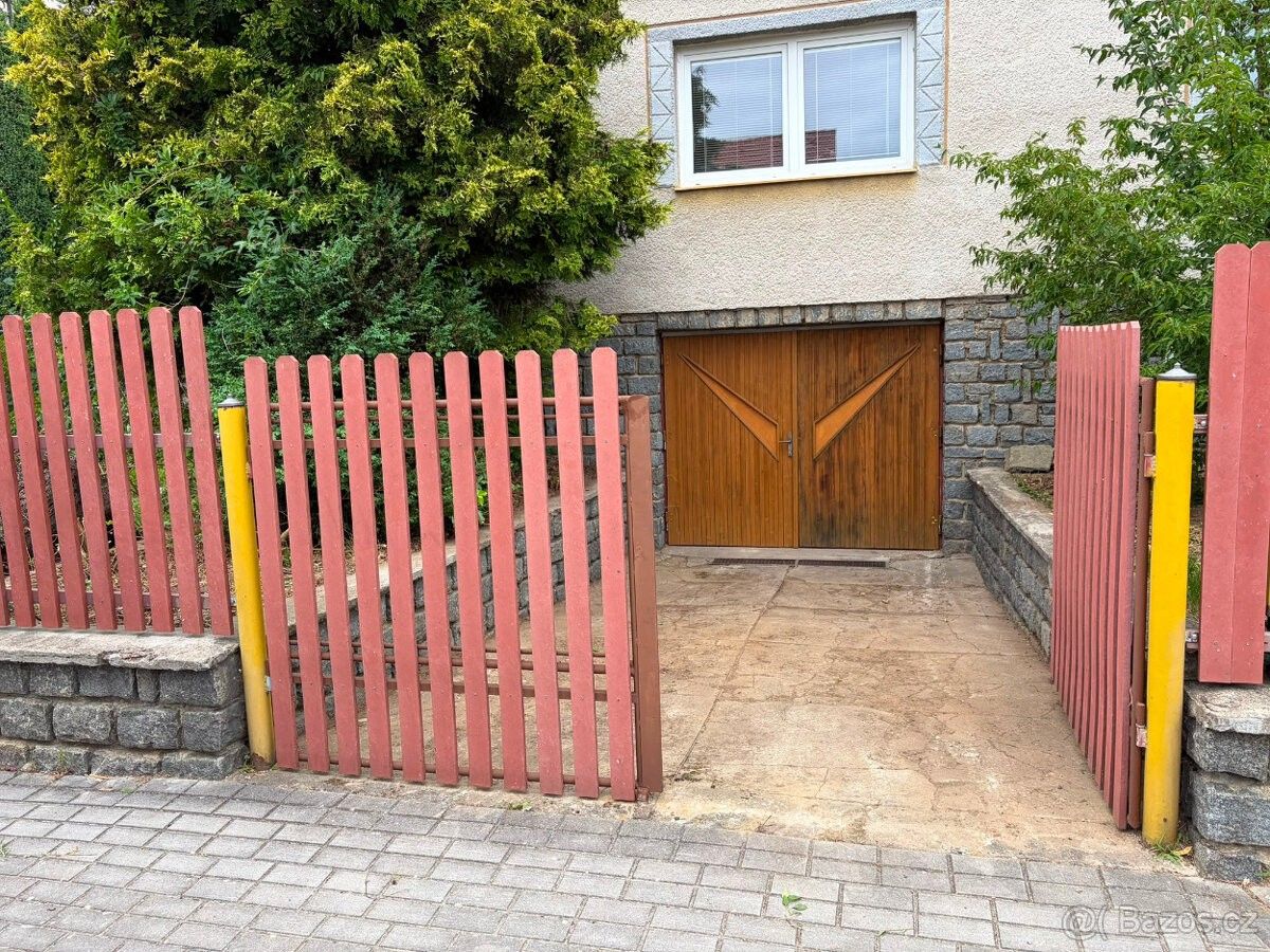 Garáže, Dačice, 380 01 - 1