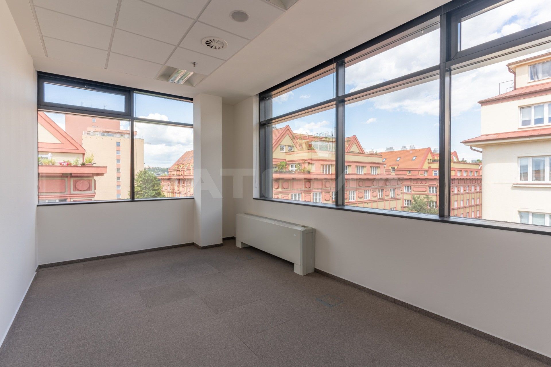 Pronájem kancelář - Argentinská, Praha, 435 m²