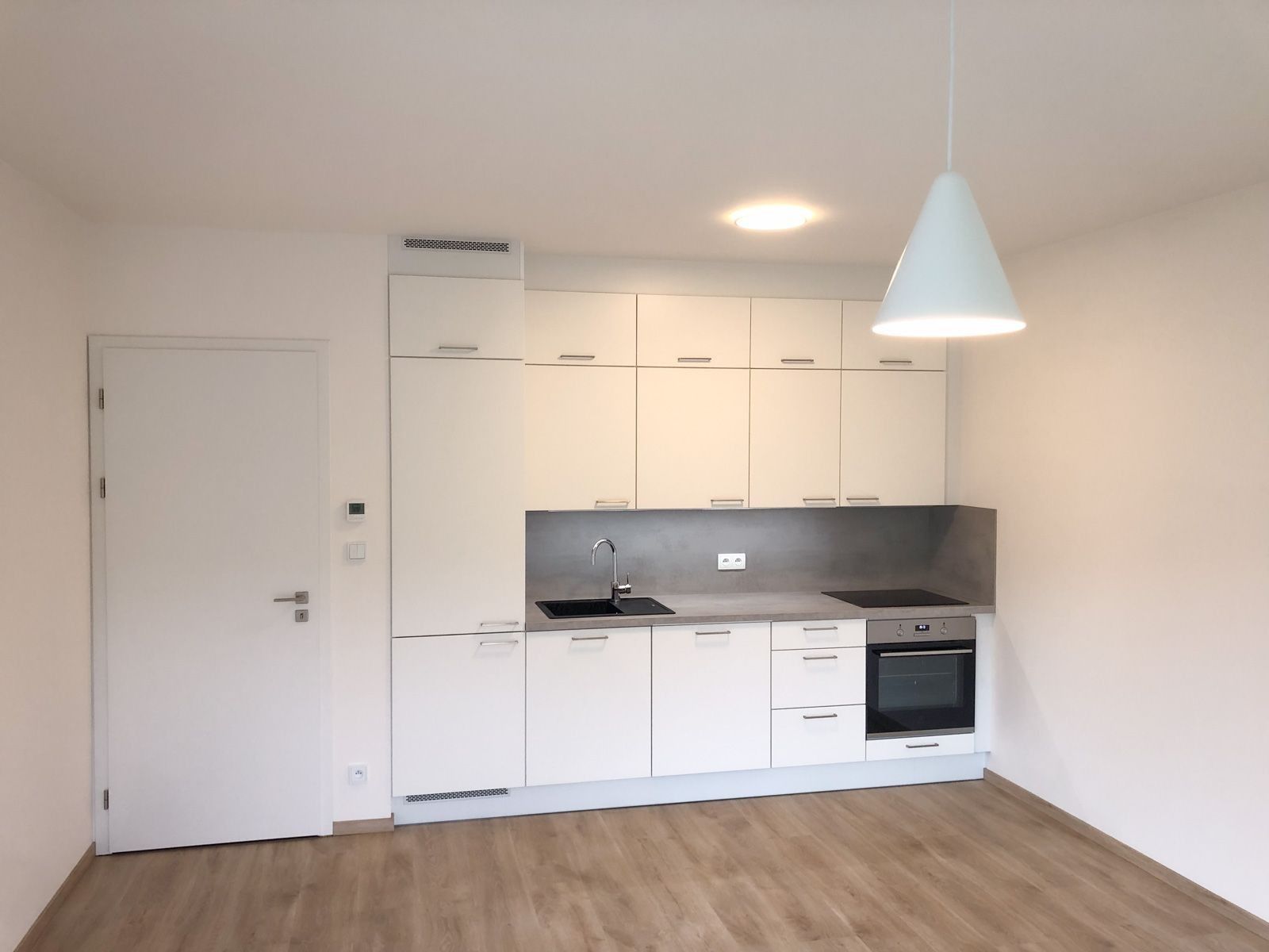 2+kk, U Sluncové, Praha - Karlín, 57 m² - 2