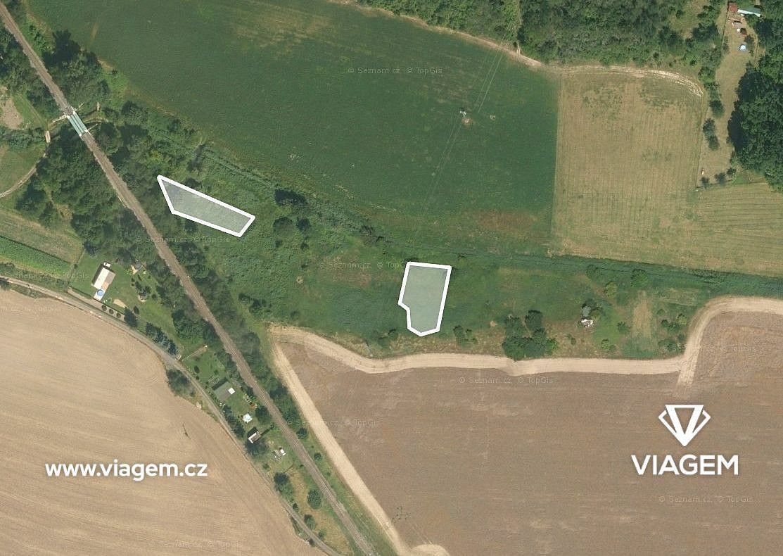 Zemědělský pozemek, 697 m²