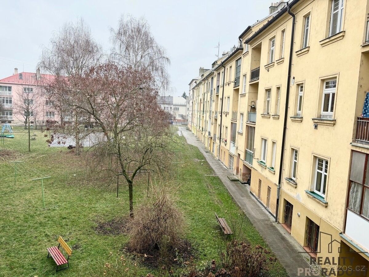 Byty, Kroměříž, 767 01