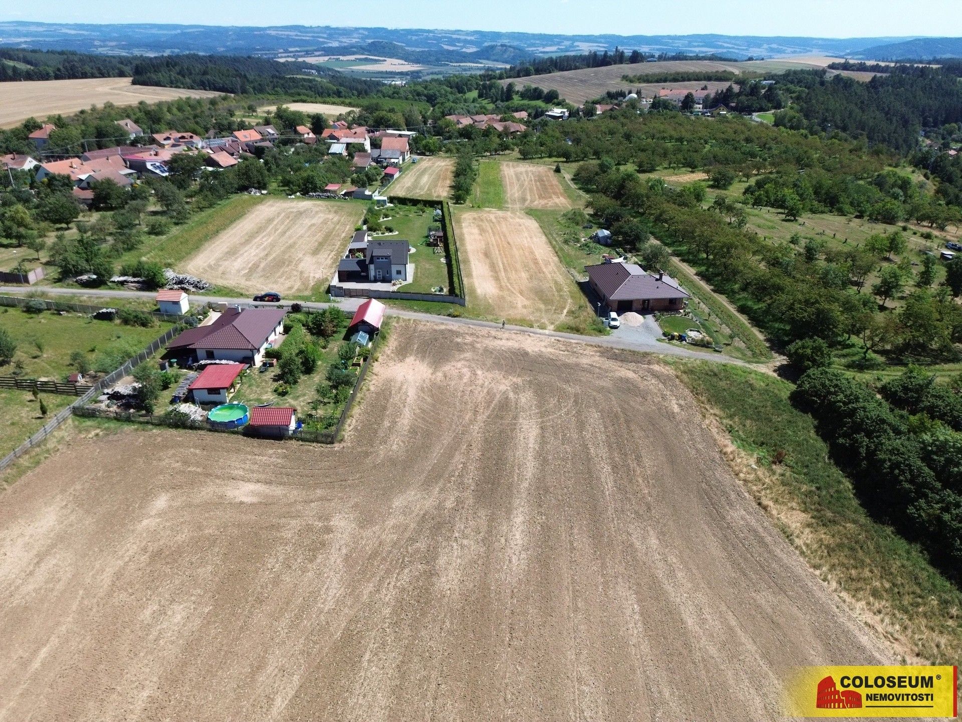 Prodej pozemek pro bydlení - Štěchov