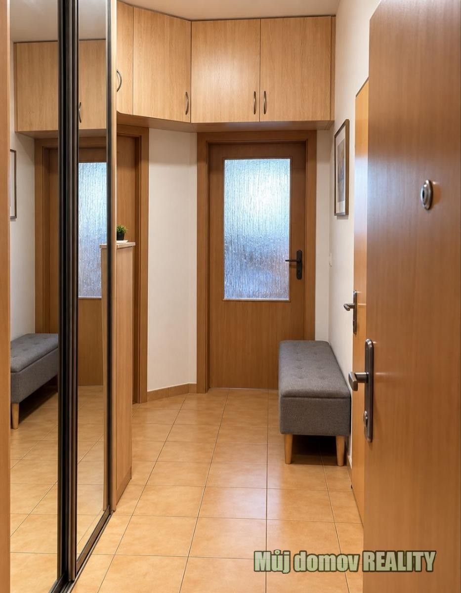 Byt 2+kk · 65 m² · Kudrnova, Praha - 4