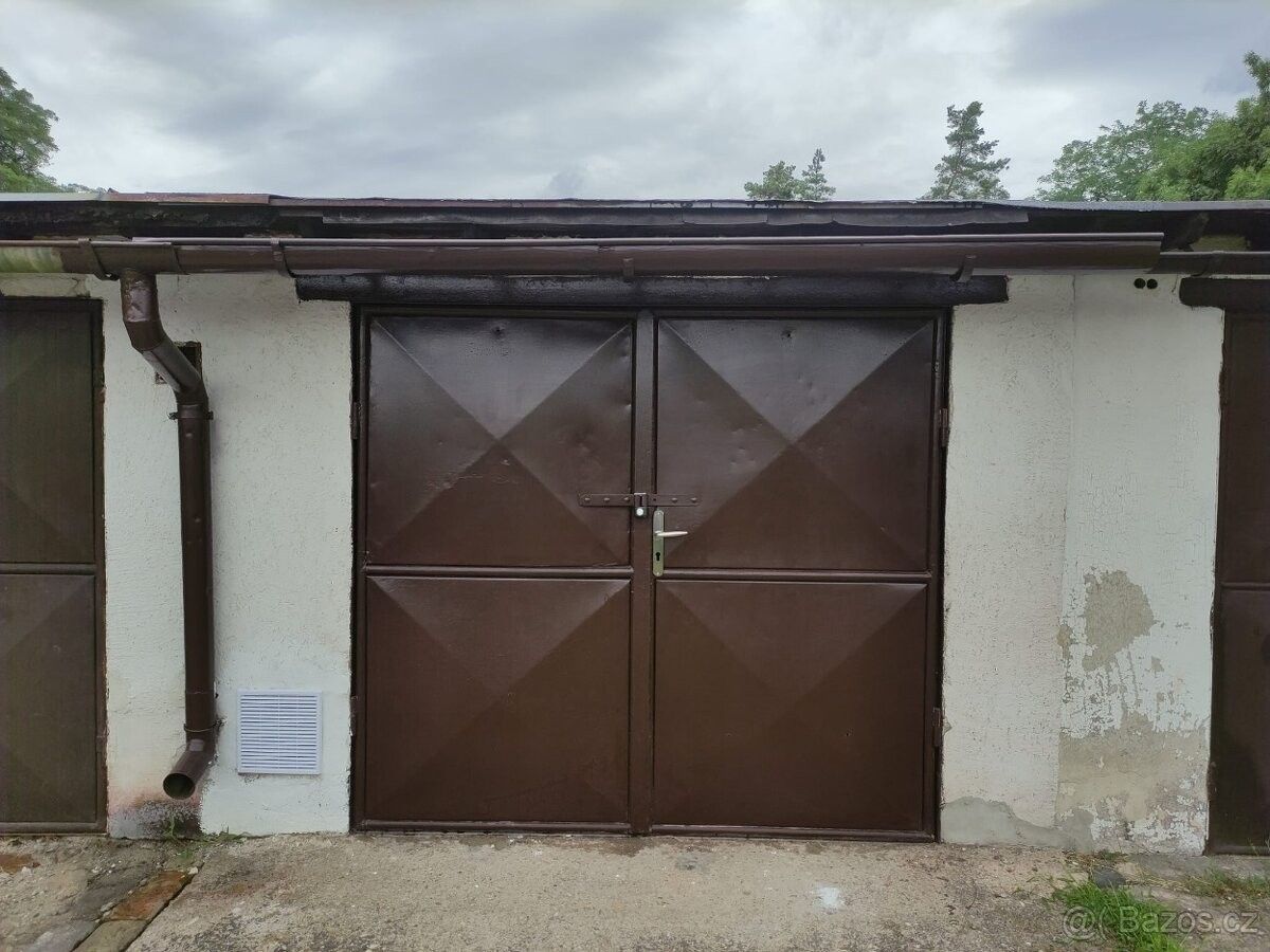 Garáže, Kolín, 280 02