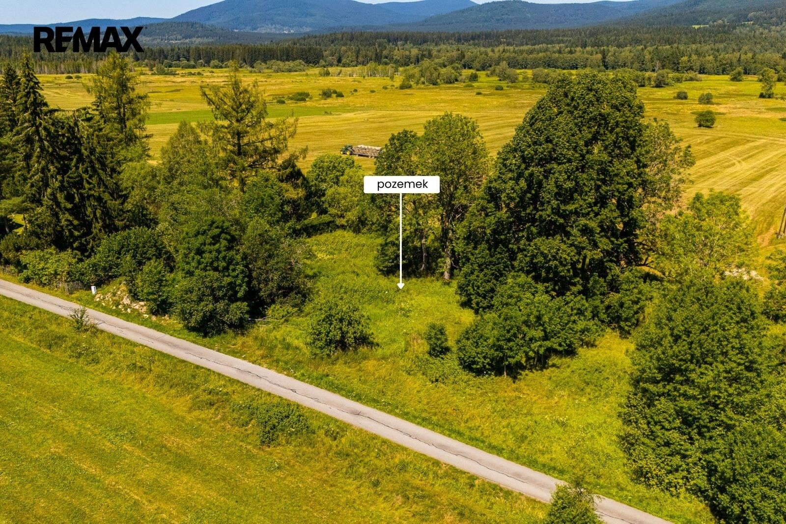 Pozemky pro bydlení, Stožec, 1 870 m² - 1