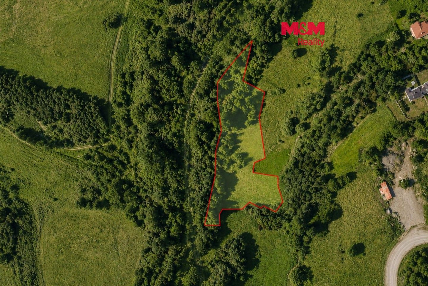 Louka, 5 177 m²