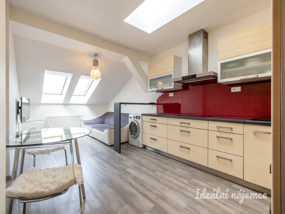 3+kk, Ortenovo náměstí, Praha, 78 m² - 1