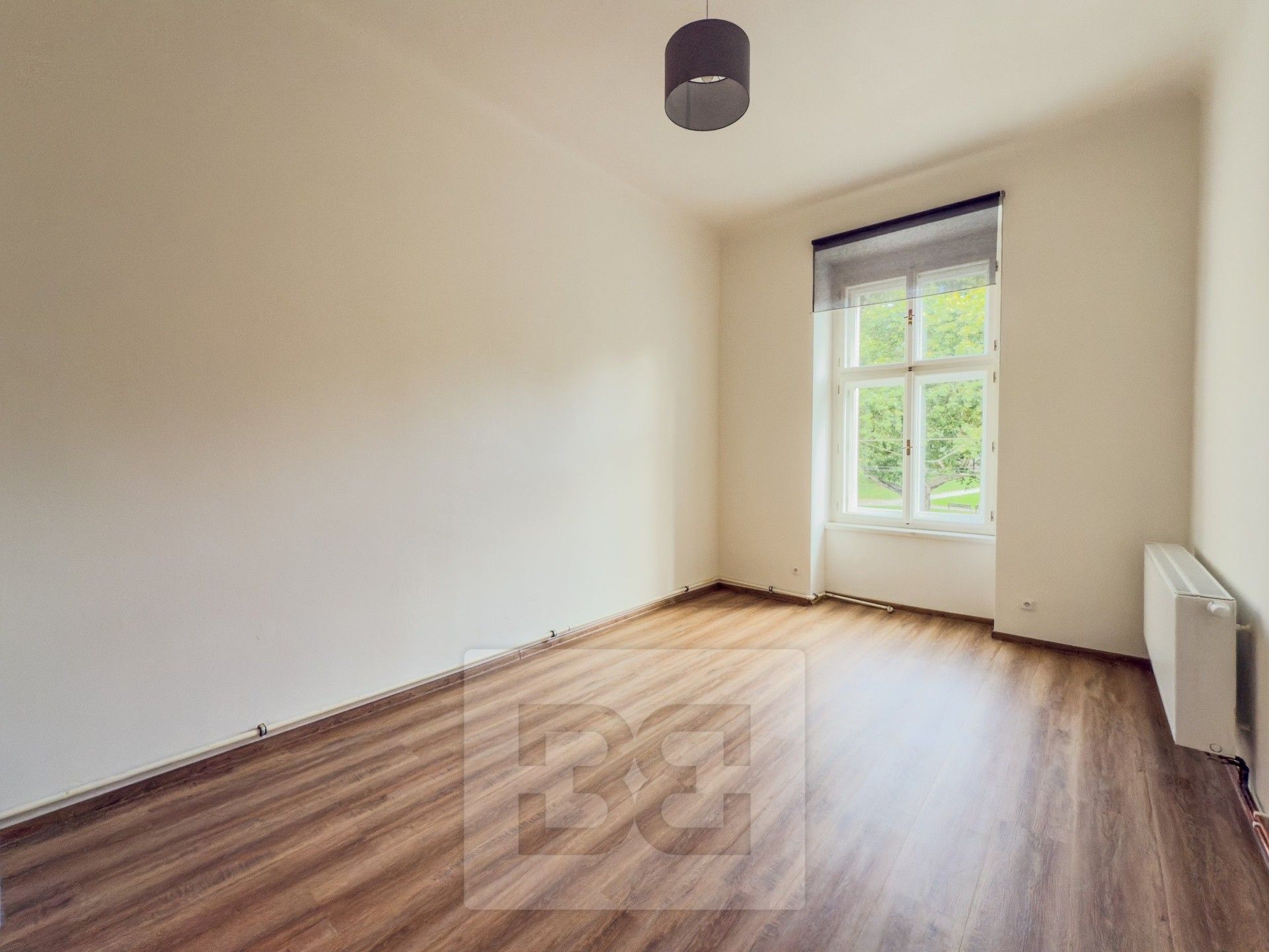 Pronájem byt 1+1 - Seifertova 455, Praha, 40 m²