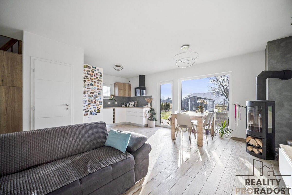 Prodej rodinný dům - Pardubice, 533 53