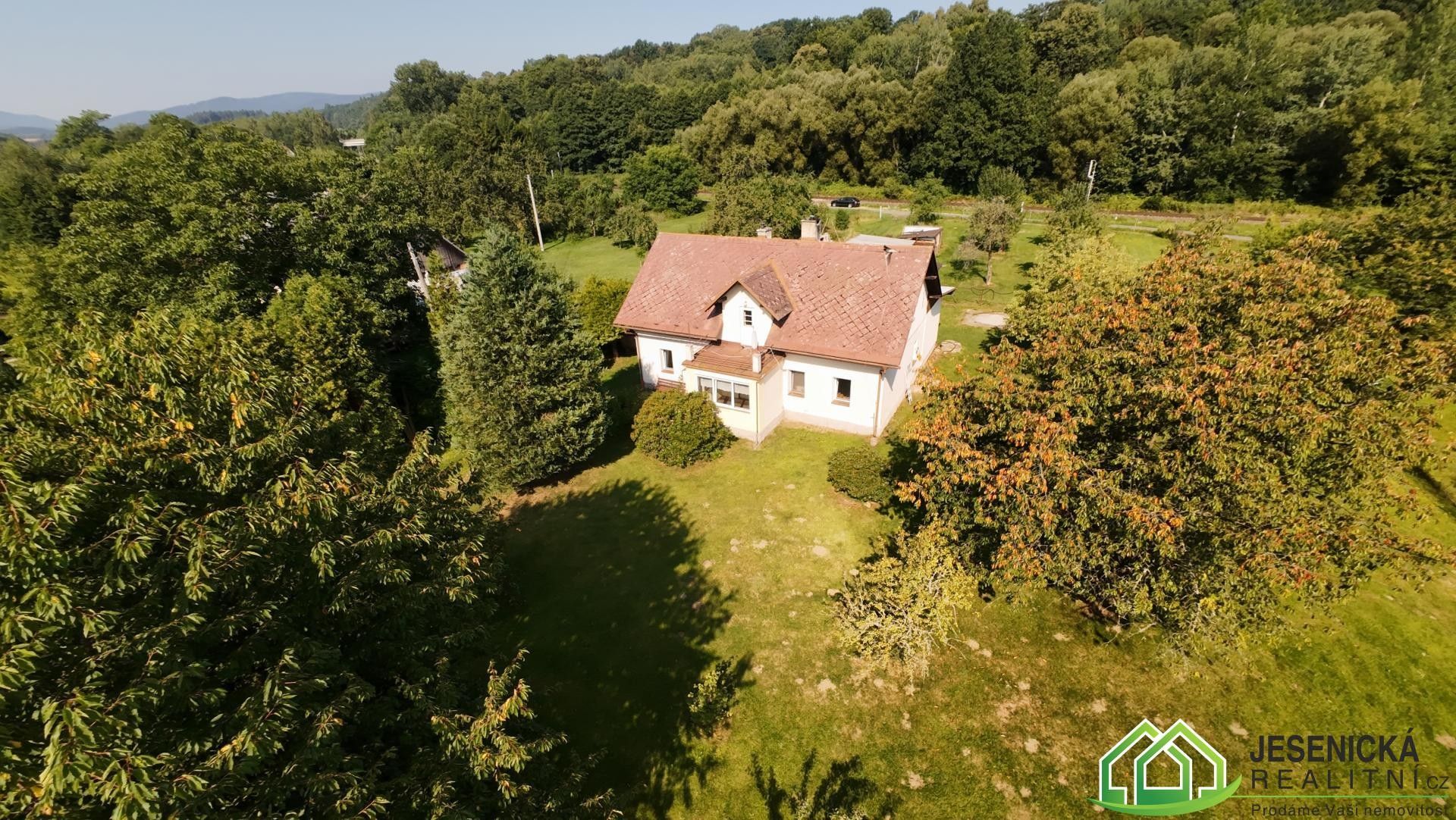 Rodinné domy, Nábřežní, Mikulovice, 358 m² - 2