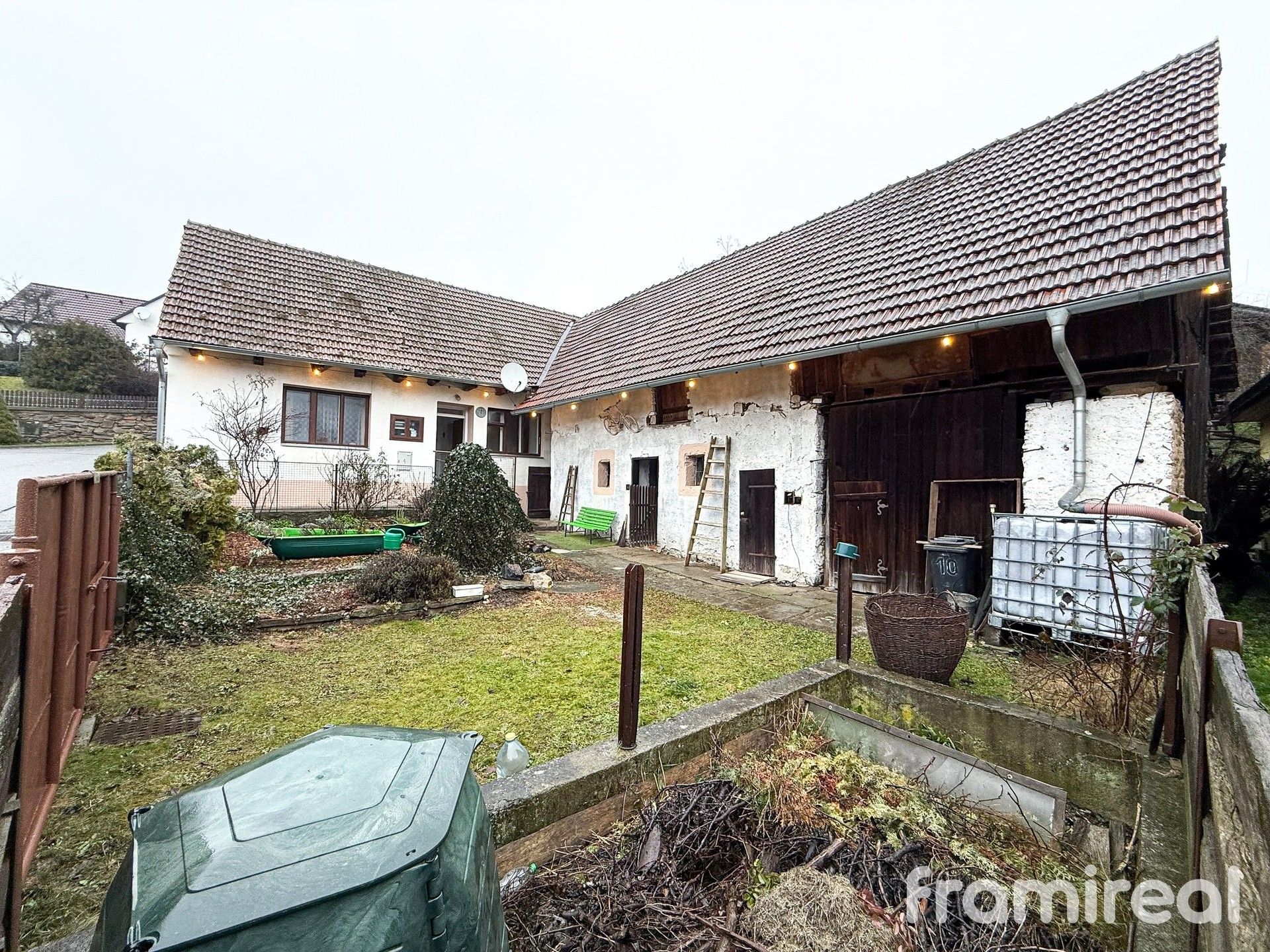 Prodej rodinný dům - Kaly, 109 m²