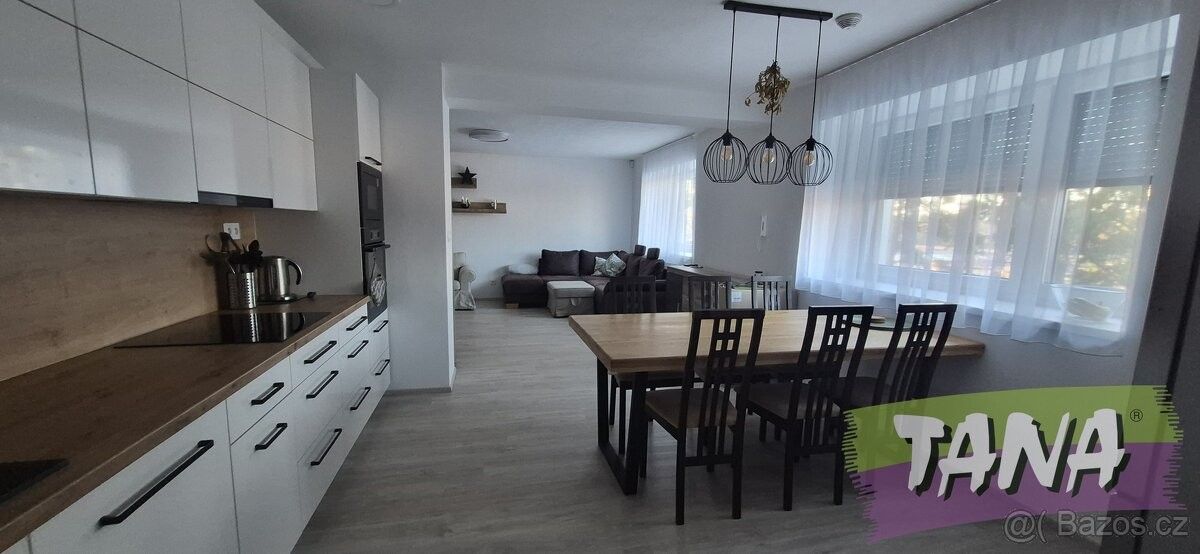 Byty, Kolín, 280 02