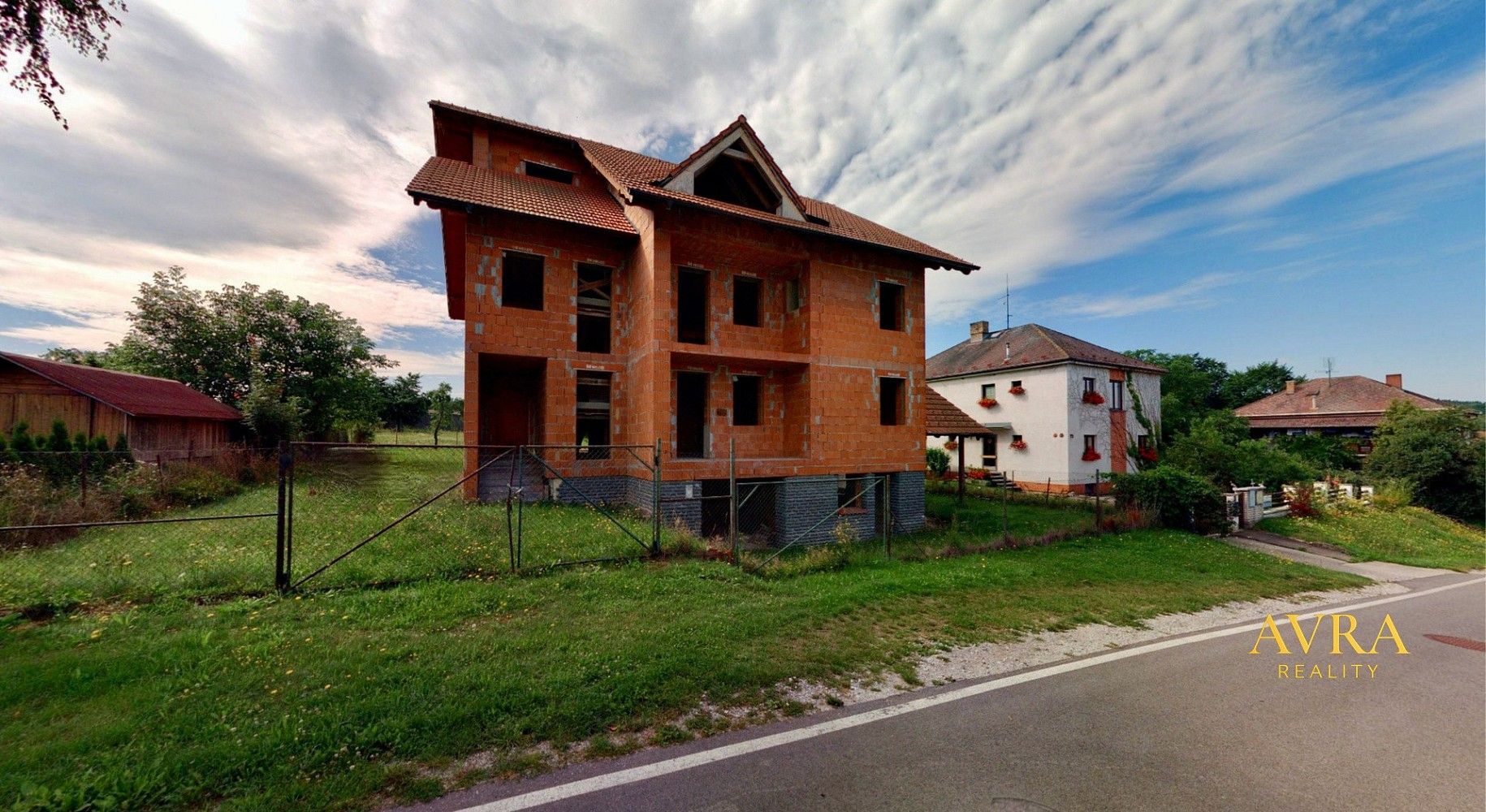 Rodinné domy, Jankov, okres České Budějovice, 390 m² - 1