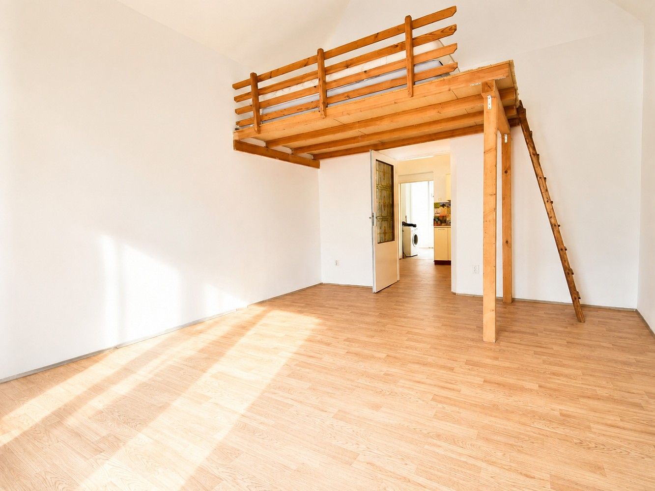 1+1, Praha - Smíchov, okres Praha 5, Hlavní město Praha, 38 m² - 1