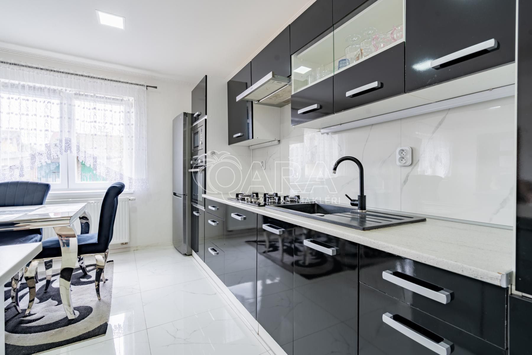 Prodej rodinný dům - Zvoleněves, 81 m² - 5