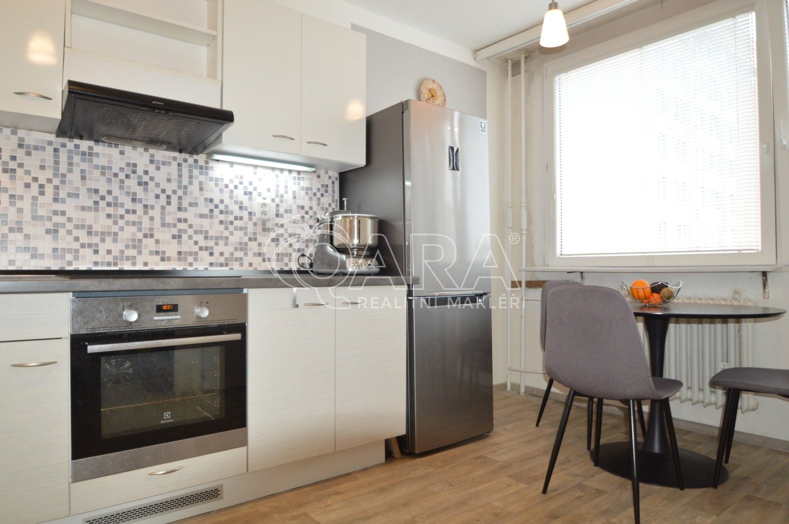 Prodej byt 3+1 - Hrubého, Praha, 65 m²