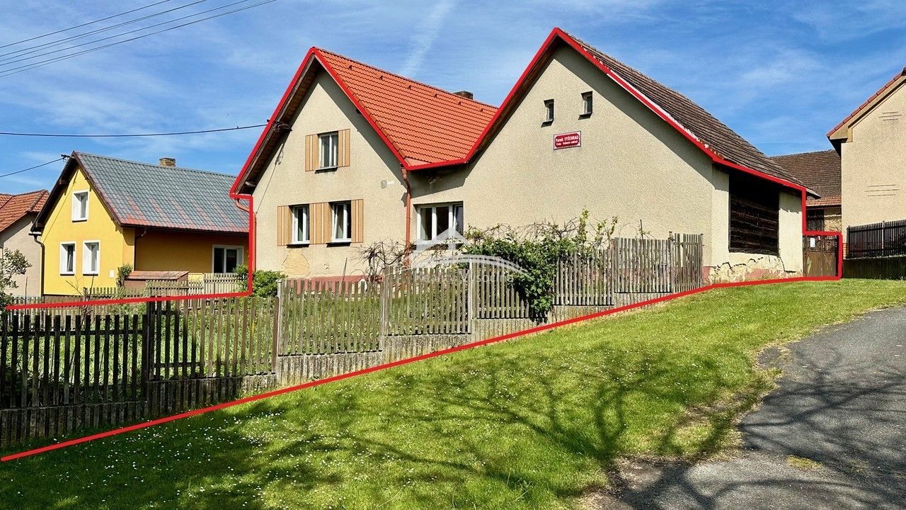 Prodej dům - Loket, 160 m²