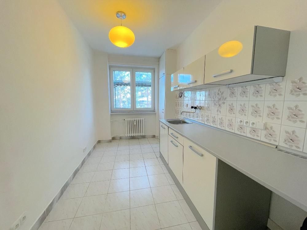 3+1, I. J. Pešiny, Frýdek-Místek, 72 m²